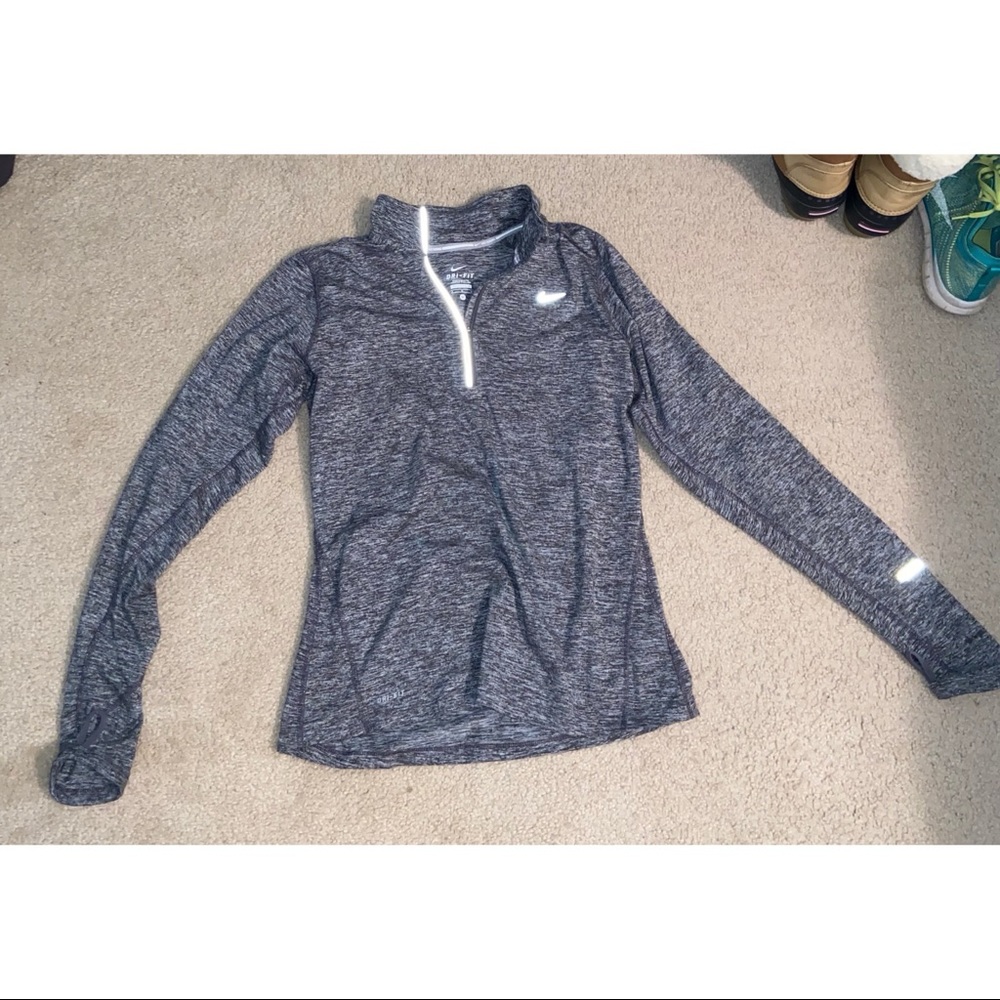 Nike Half-Zip